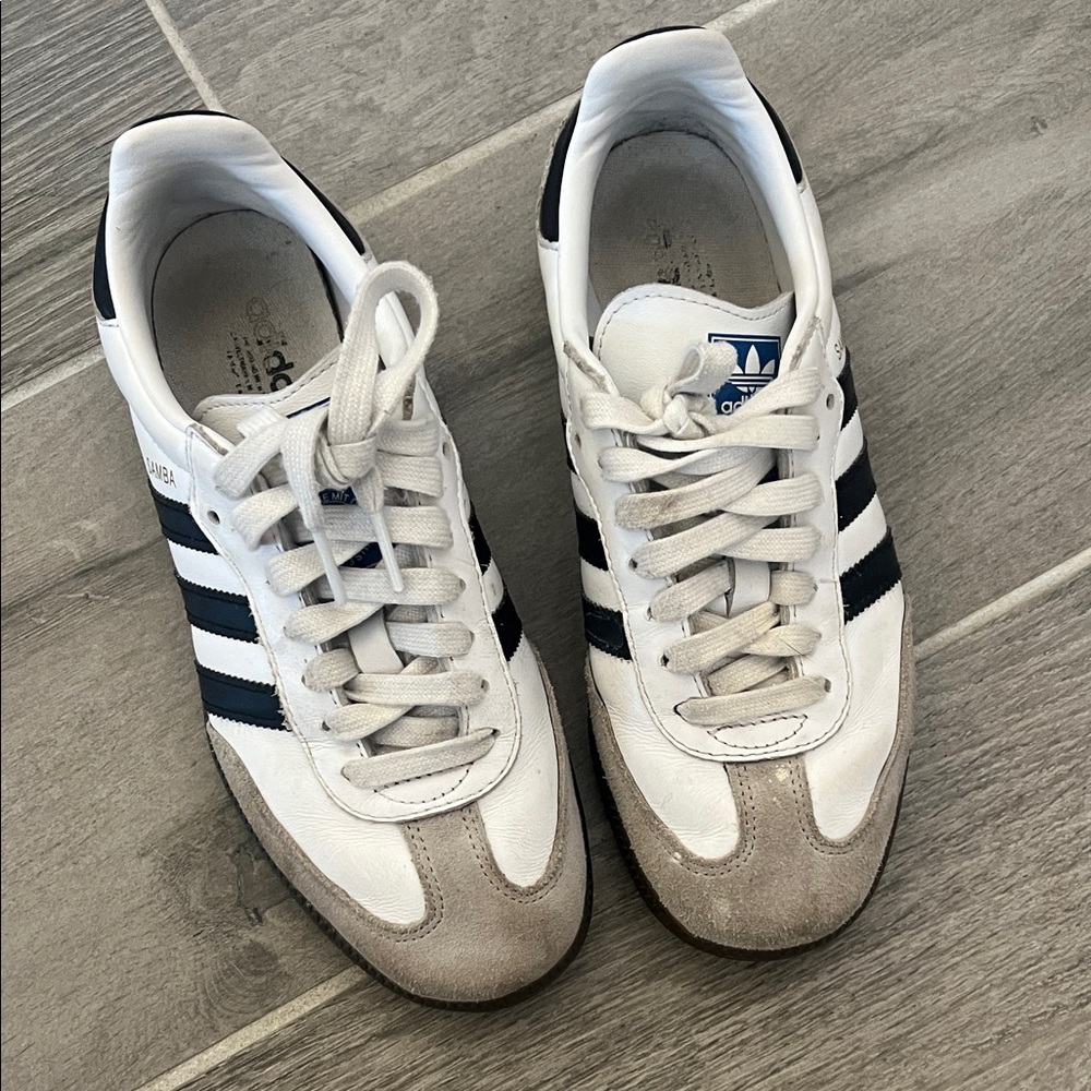 Worn twice Adidas sambas